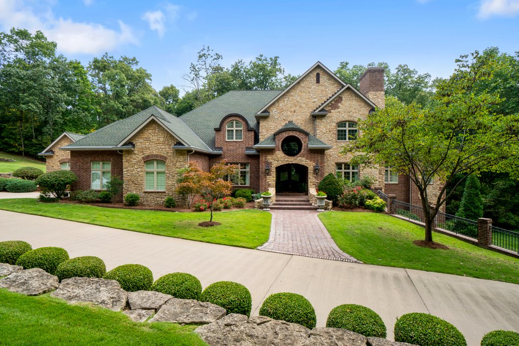 Wild Story Real Estate Tours