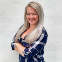 Alexis Grassinger, Sales Representative