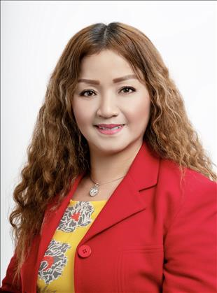 Mary Le