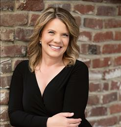 Amy Zeller