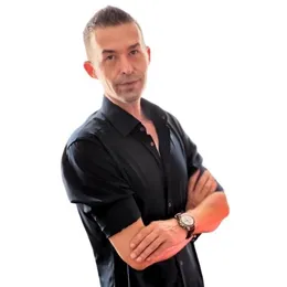 Deniz Halilov