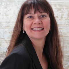 Lucy Eberhardt Polyne'