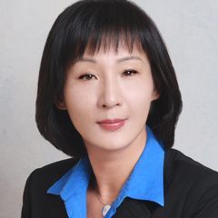 Mia H. Park