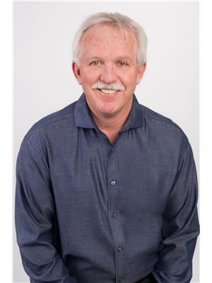 Ian Hawkins