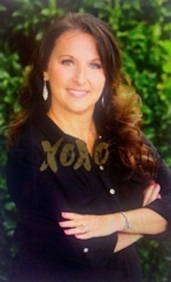 Tonya Farlow Bennett