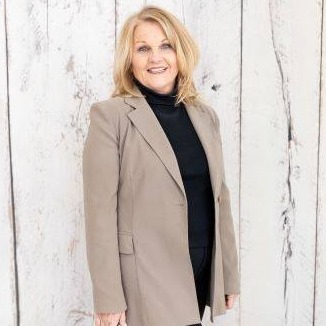 Lisa Bouchard