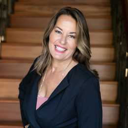 Andrea Straub