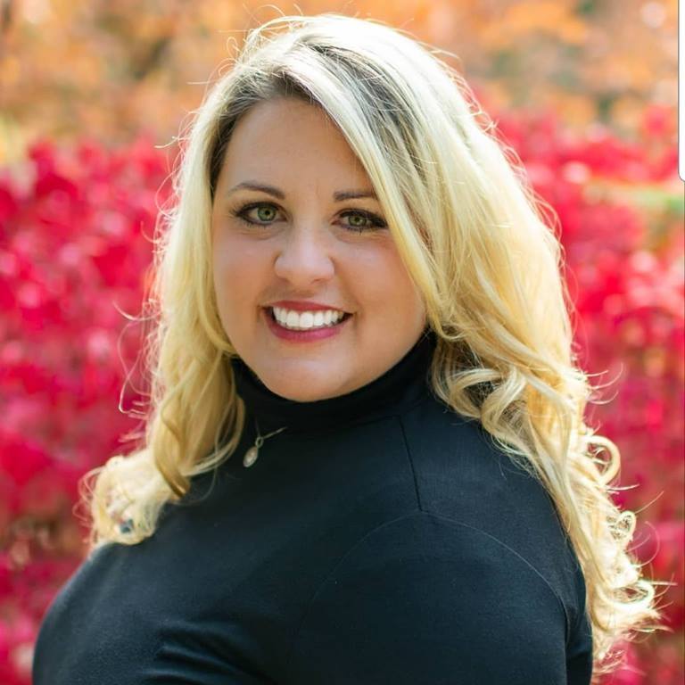 Mandi Knapp